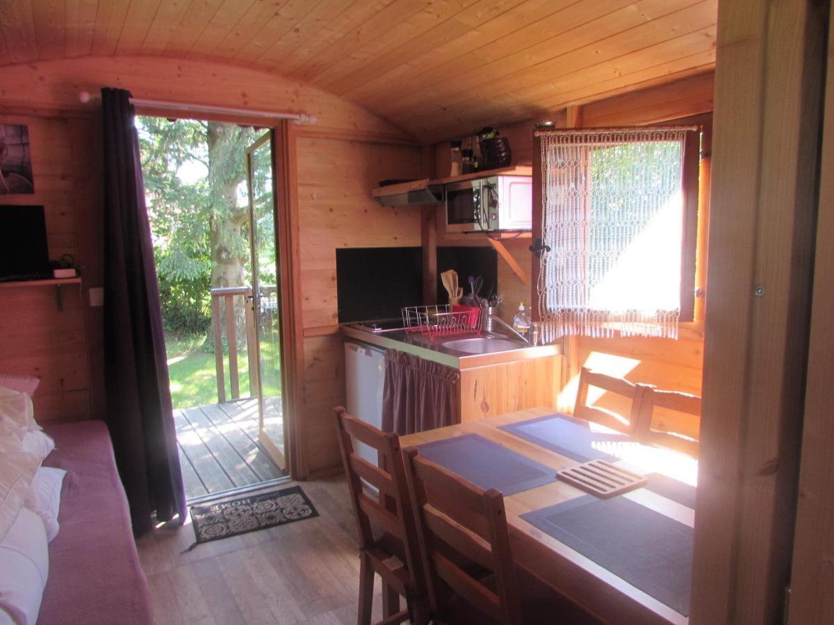 Camping, Hotel De Plein Air Les Cariamas Chateauroux-les-Alpes Kültér fotó