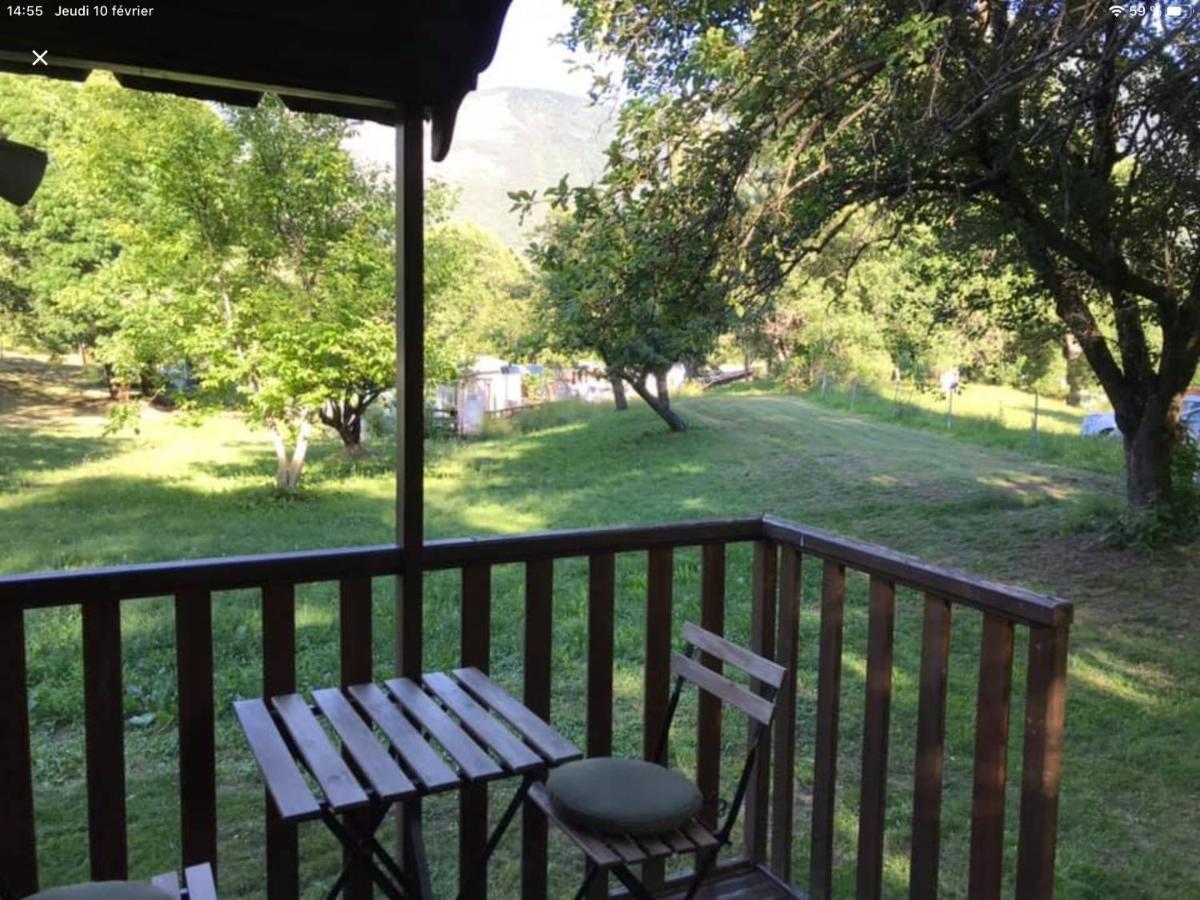 Camping, Hotel De Plein Air Les Cariamas Chateauroux-les-Alpes Kültér fotó