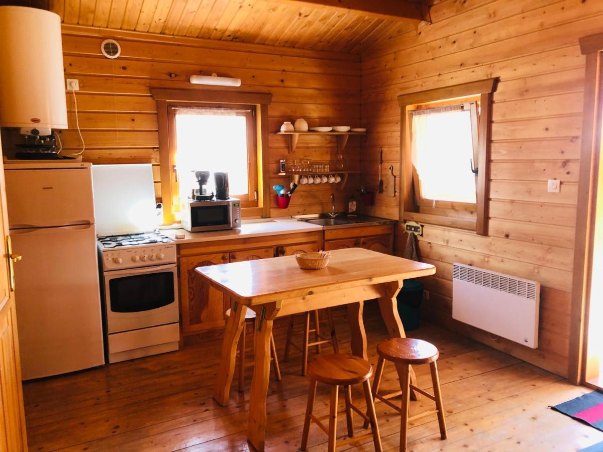 Camping, Hotel De Plein Air Les Cariamas Chateauroux-les-Alpes Kültér fotó