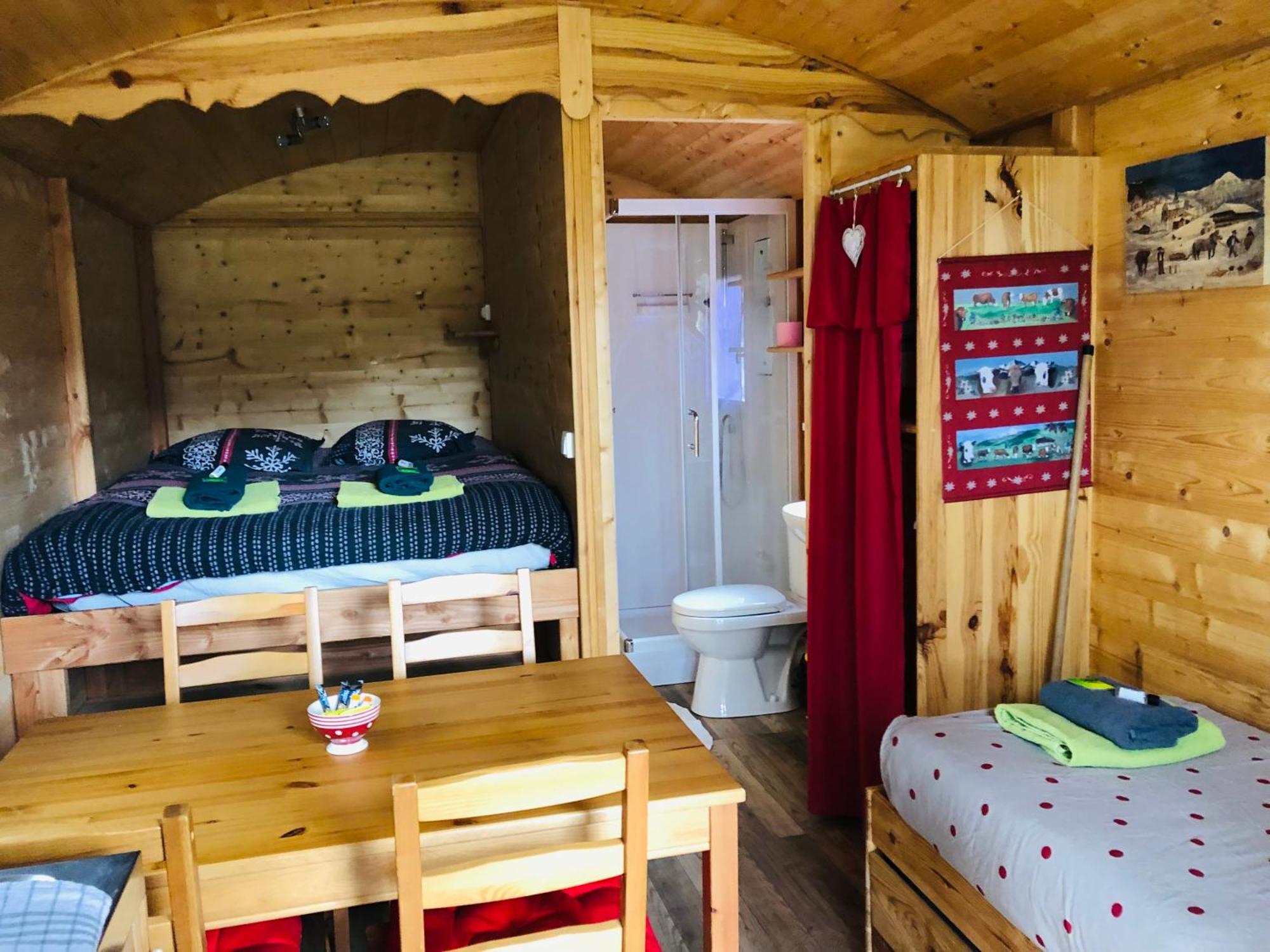 Camping, Hotel De Plein Air Les Cariamas Chateauroux-les-Alpes Kültér fotó