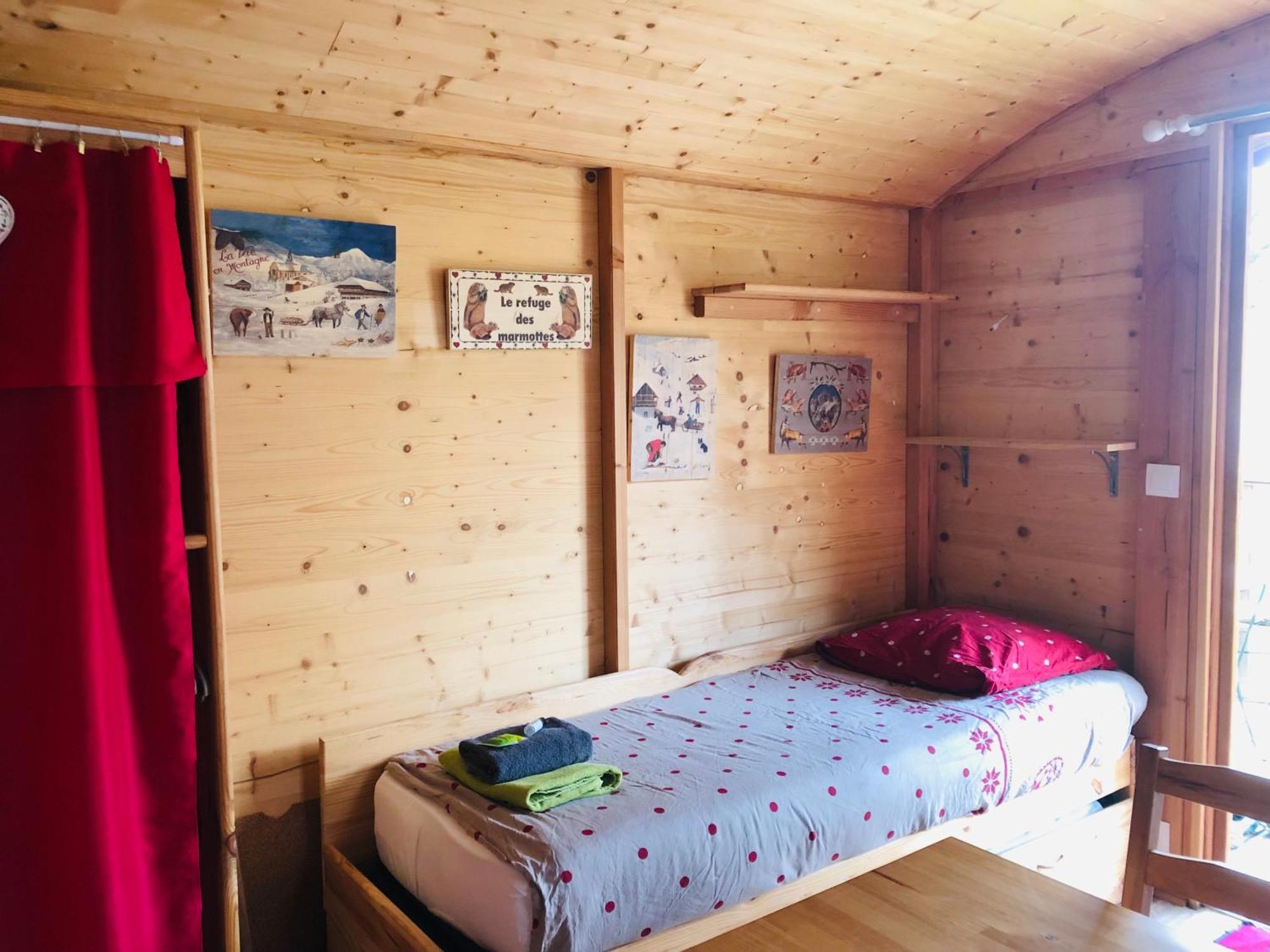 Camping, Hotel De Plein Air Les Cariamas Chateauroux-les-Alpes Kültér fotó