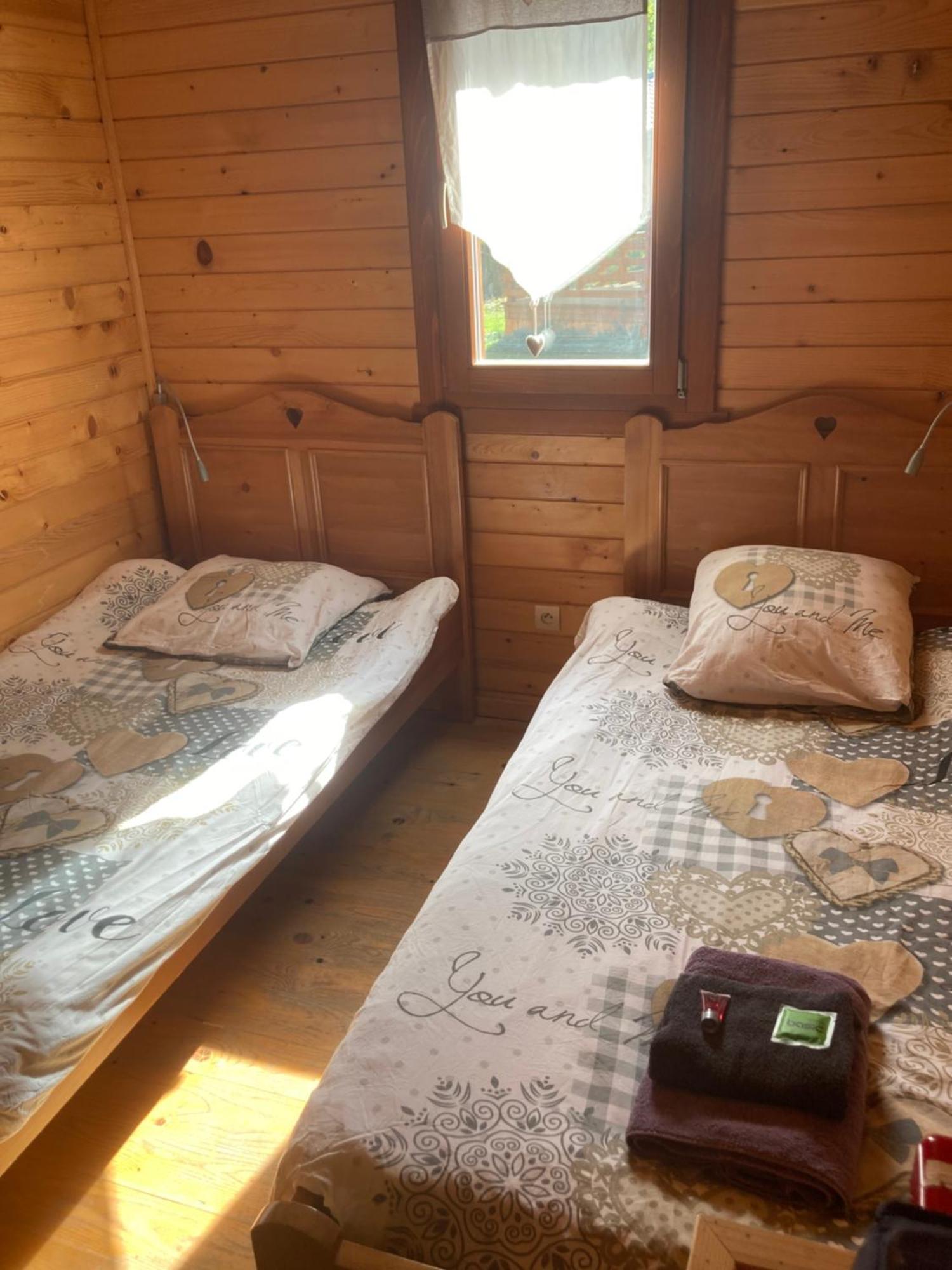 Camping, Hotel De Plein Air Les Cariamas Chateauroux-les-Alpes Kültér fotó