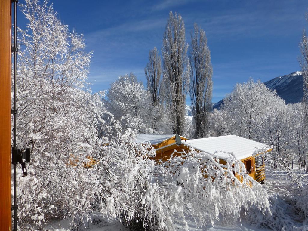 Camping, Hotel De Plein Air Les Cariamas Chateauroux-les-Alpes Kültér fotó