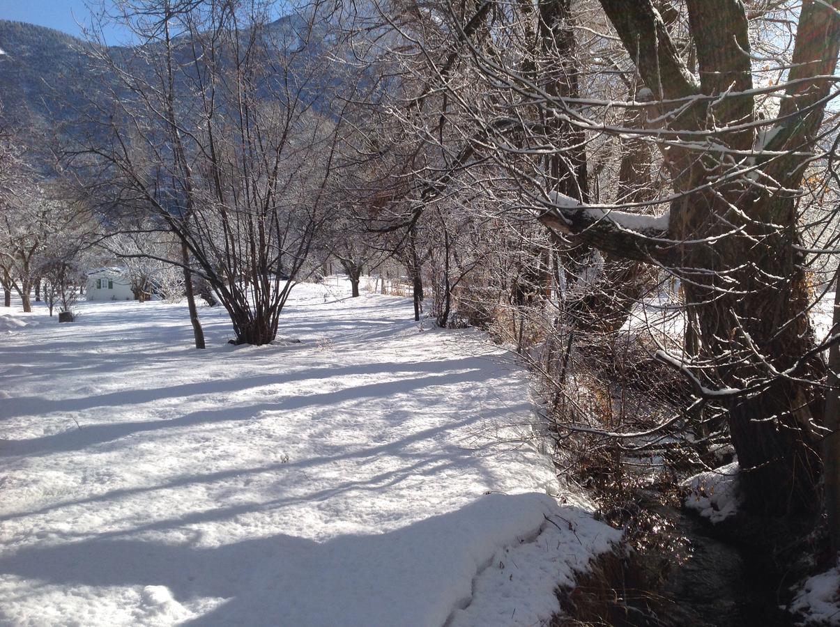 Camping, Hotel De Plein Air Les Cariamas Chateauroux-les-Alpes Kültér fotó